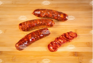 Chorizos curados muy picantes