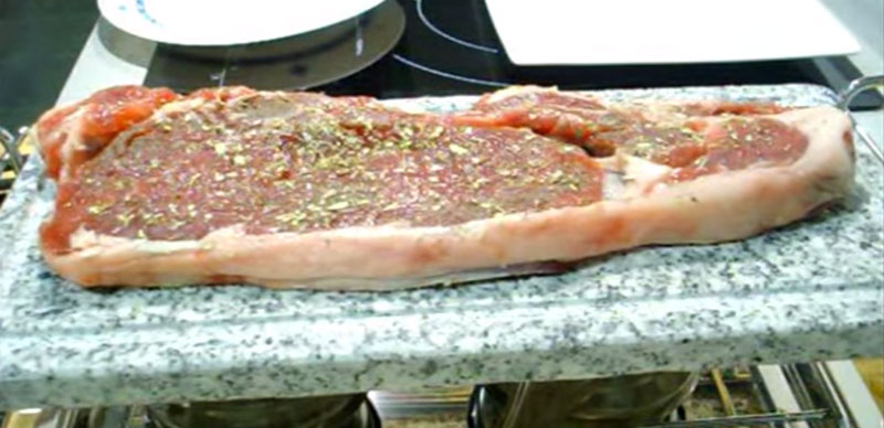 Carne a la piedra